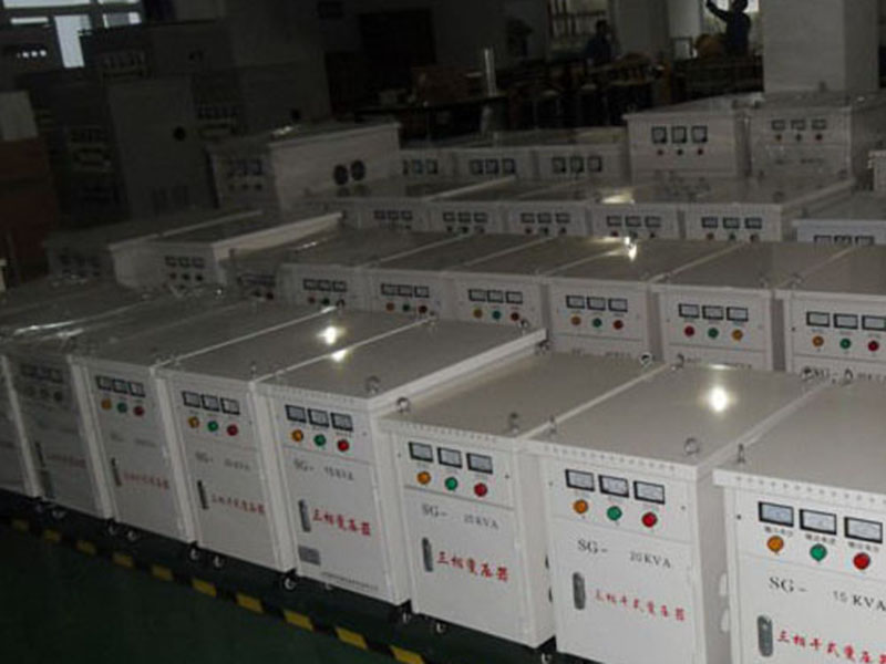 倉(cāng)庫(kù)一角